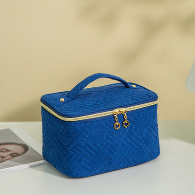Quilted makeup bag Large Capacity Travel storage bag