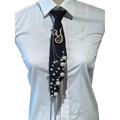Spilla a forma di lettera Y di perle all'ingrosso, cravatta fatta a mano con spilla a forma di alfabeto di perle finte con nappa a catena di ferro, cravatta decorativa in poliestere per donna (Nero)